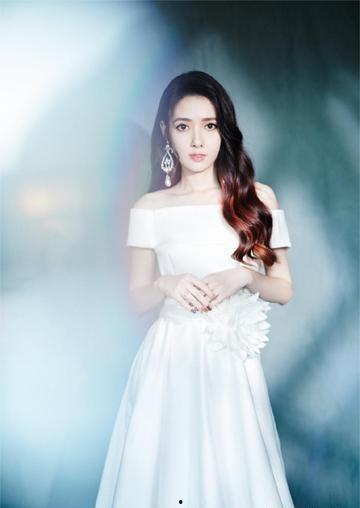 娱乐吃瓜郭碧婷,娱乐圈的甜蜜瓜果,甜蜜背后的故事 第3张 娱乐吃瓜郭碧婷,娱乐圈的甜蜜瓜果,甜蜜背后的故事 第3张